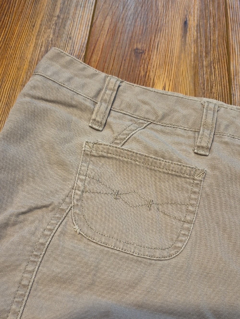 Women's Mudd Jeans Khaki Shorts - Sz. 13 - Picture 2 of 4